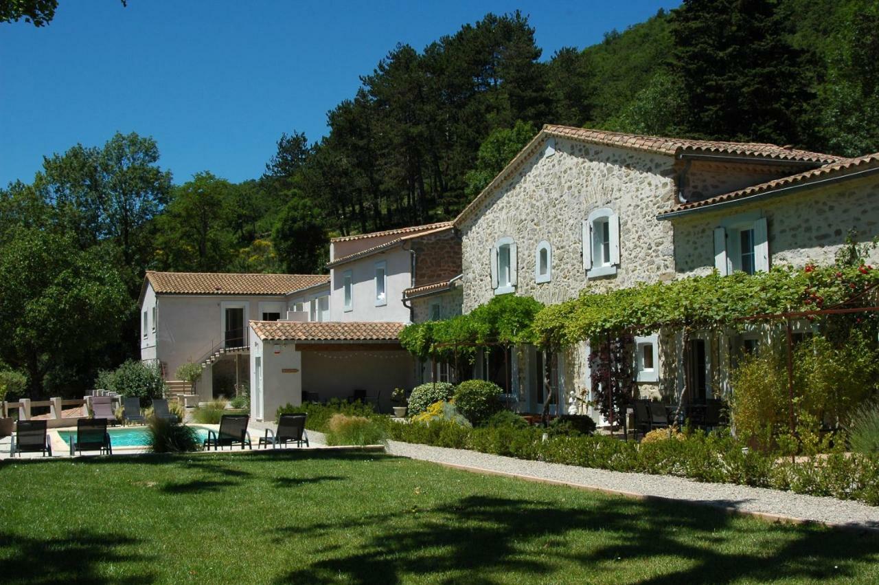 Les Jardins De Soulane B&B - Adults Only Belcastel-et-Buc Bagian luar foto
