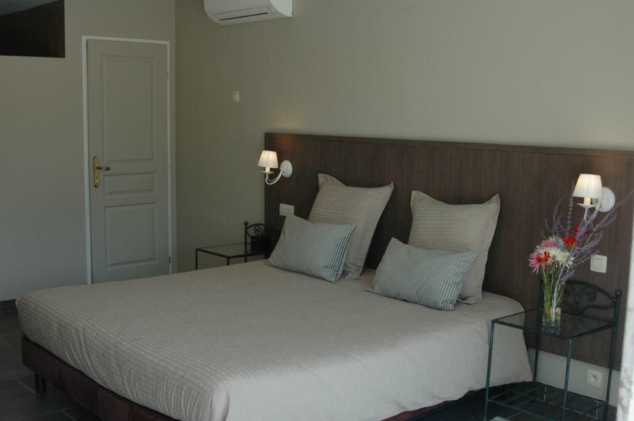 Les Jardins De Soulane B&B - Adults Only Belcastel-et-Buc Bagian luar foto