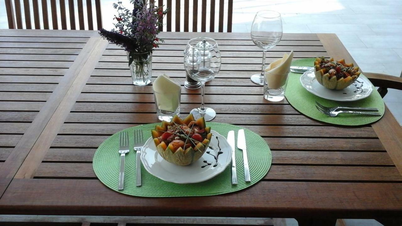 Les Jardins De Soulane B&B - Adults Only Belcastel-et-Buc Bagian luar foto