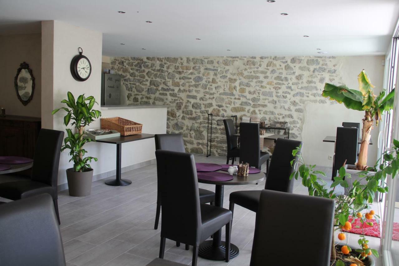 Les Jardins De Soulane B&B - Adults Only Belcastel-et-Buc Bagian luar foto