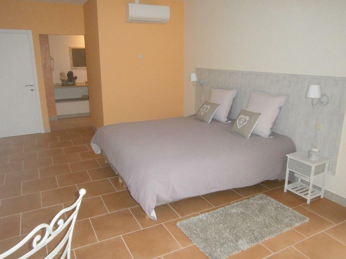 Les Jardins De Soulane B&B - Adults Only Belcastel-et-Buc Bagian luar foto